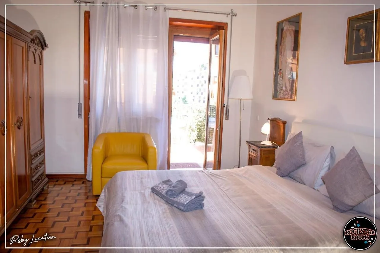 Robby Location Apartment Lido di Ostia