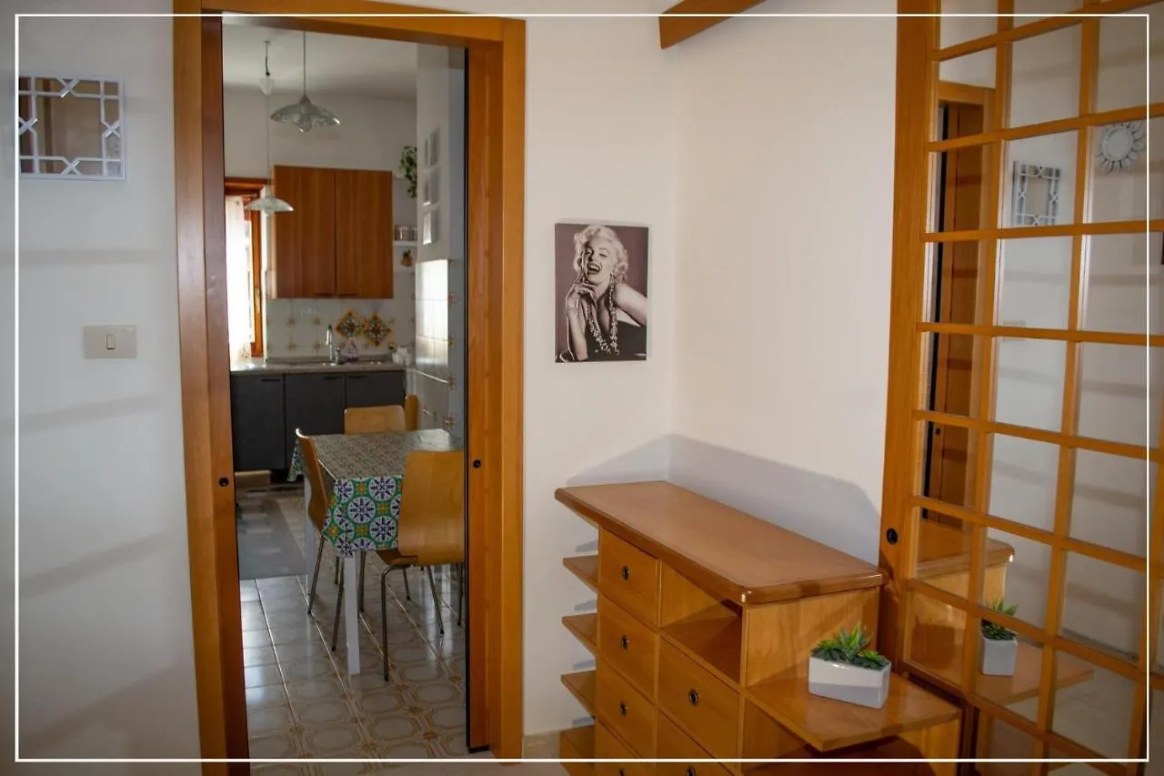Robby Location Apartment Lido di Ostia Italy