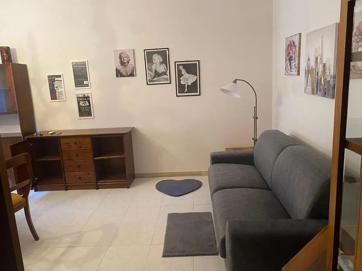 Robby Location Appartement Ostia